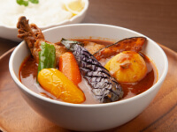 旬野菜のスープカレー（チキン）